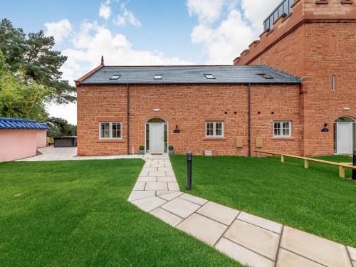 Wing Casa | Garth House - Castlesteads