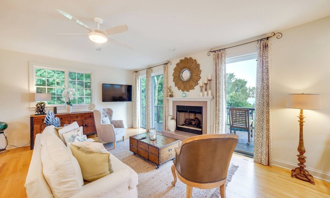 Miller Beach Casa | Gary Vacation Rental < 1 Mi to Indiana Dunes NP!