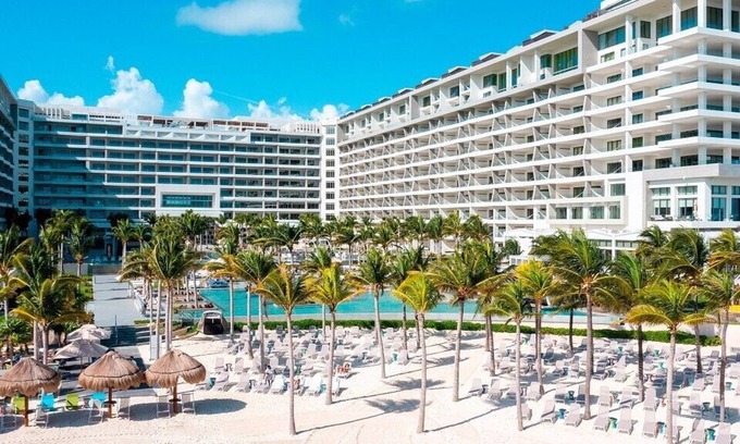 Playa Mujeres Complejo | Garza Blanca Resort and Spa Cancun