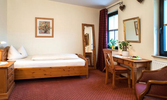 Roedental Hotel | Gasthof Sauerteig