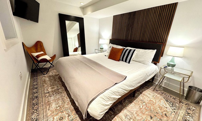 Columbia Heights Casa | Gated Private Entry Lower Level in Row House by Howard/U-St./Shaw