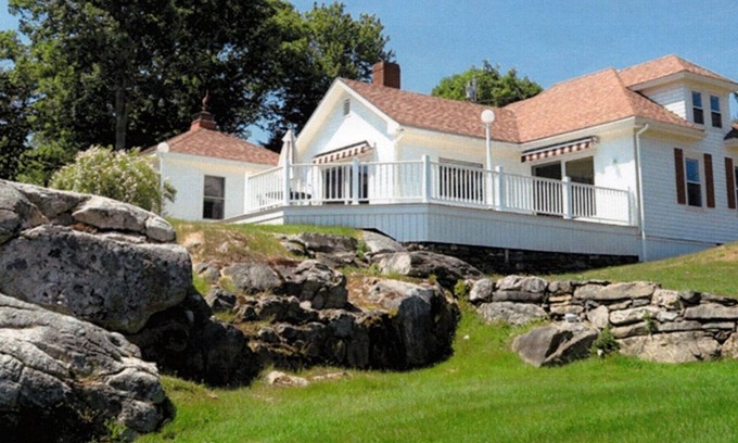 New Harbor Casa | GATEHOUSE The Moorings Resort, vista al mar, piscina y cerca de la playa de Pemaquid.