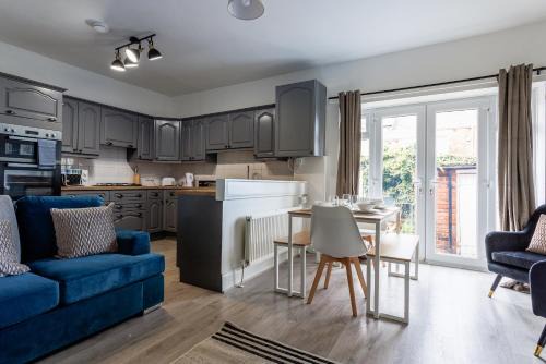 Gateshead Casa | Gateshead 4 Br Home For Serenity Stay