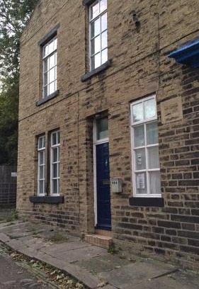 Cleckheaton Casa | Gateway Lodge