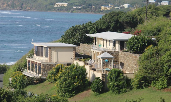 Grapetree Villa | Vistas espectaculares y brisas tropicales para amigos y familiares que viajan juntos