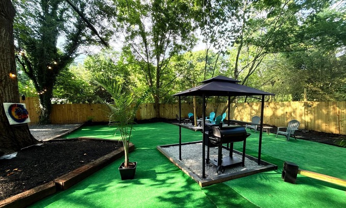 East Point Casa | Spacious Family-Friendly Atlanta Vacation Home, Backyard Near Downtown & Airport
