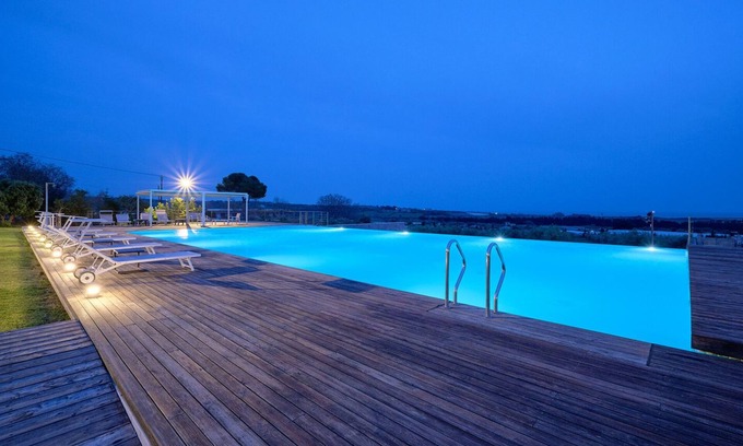 Ragusa Complejo | Resort elegante con piscina panorámica en el campo cerca del mar
