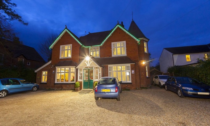 Horley Cama Y Desayuno | Gatwick Turret Guest House