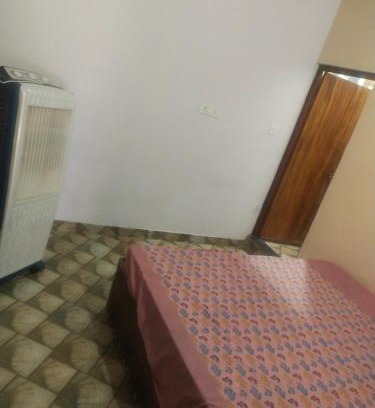 Mathura Hotel | Gaurangi seva sadan