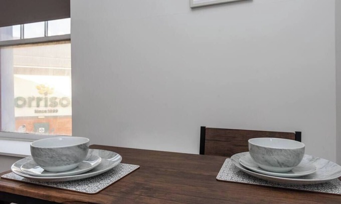Neath Apartamento | Fully Equipped Kitchen, Double room
