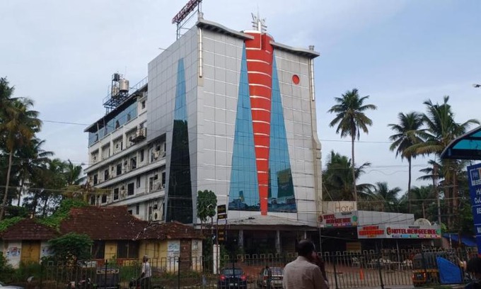 Angamali Hotel | Gee Bee Palace
