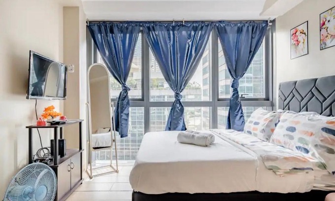 Bagumbayan Apartamento | Gee’s Place Shabby Chic Unit with free Wifi