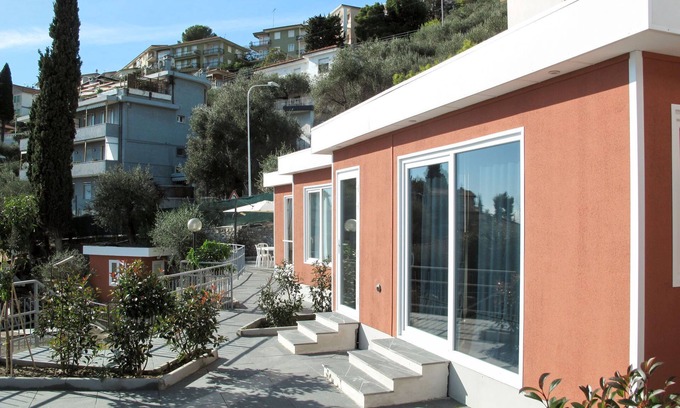 San Lorenzo al Mare Casa | Gelsomino (SLR403) by Interhome