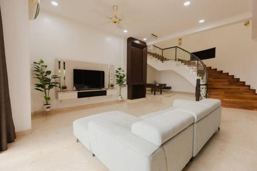 Gelugor Villa | Gelugor 2Storey Big Bungalow 23pax with BBQ Snooker