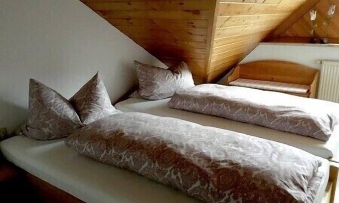 Nordheim a. Main Apartamento | Acogedor apartamento de 24 m2, aparcamiento gratuito y conexión inalámbrica a internet, bajo petición. Se admiten mascotas.