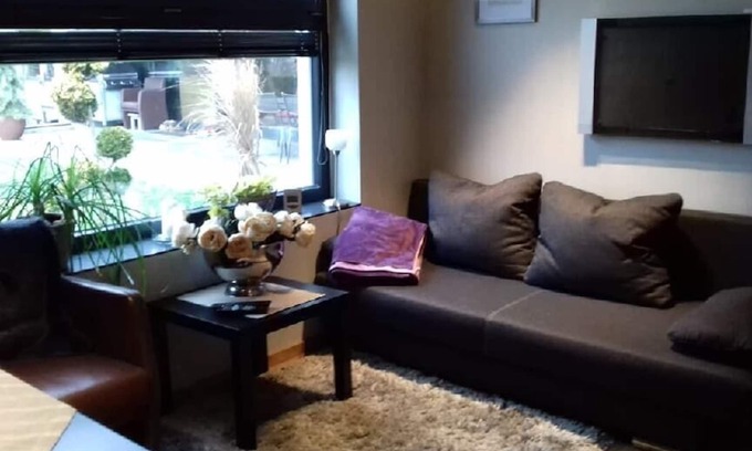 Tirschenreuth Apartamento | Acogedor apartamento con solárium propio.