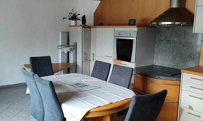 Butzbach Apartamento | Gemütliche Ferienwohnung Belvie in Pohl-göns