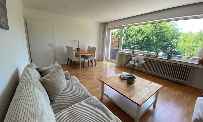 Unna Apartamento | Gemütliche Ferienwohnung mit Blick ins Grüne im Herzen von Unna