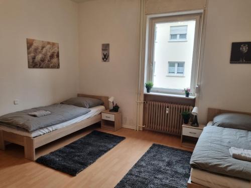 Offenbach am Main Apartamento | Gemütliches 3 Zimmer Apartment mit Küche und Garten