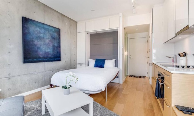 Downtown Victoria Apartamento | Gem at the Janion