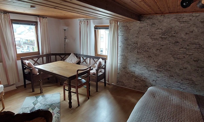 Ediger Apartamento | Gem.fewo für 2 im Histor. Ortskern von Eller - Wandern, Radfahren,