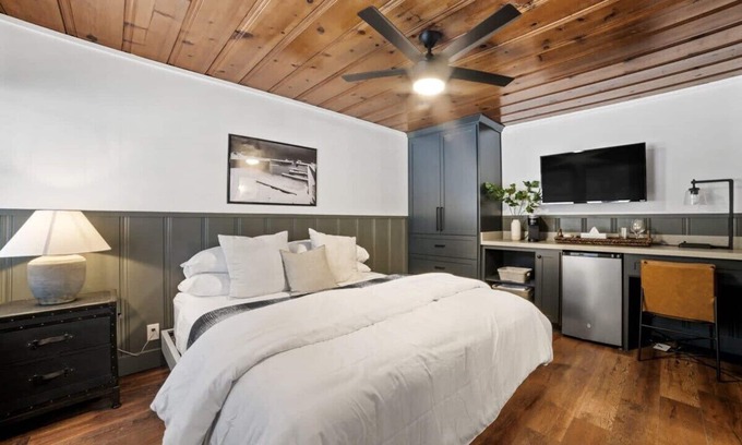 Tahoe Valley Apartamento | Gem in South Lake Tahoe Vikingsholm