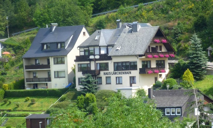 Schwalefeld Apartamento | ☎️🍀🌹Apartamento moderno y confortable con balcón para 2-8 personas🌹🍀 (🌹🍀