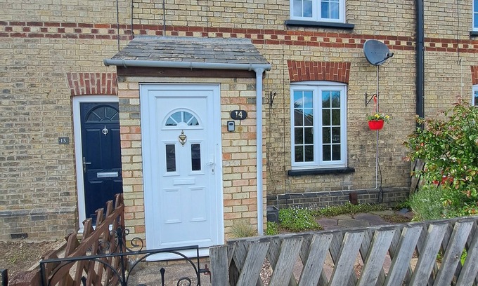 Godmanchester Casa | Generous 3 bed in the heart of the village