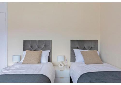 Turkey Street Apartamento | Generous 3BR House in Enfield North London with Garden