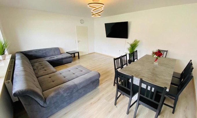 Marienloh Apartamento | Generous Apartment I 7 Beds I 110 sqm I Fast Internet