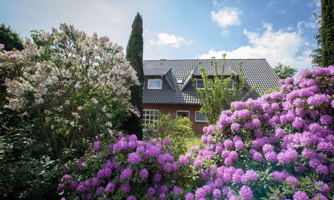 Lembruch Apartamento | Generously equipped and very spacious family holiday apartment (1)