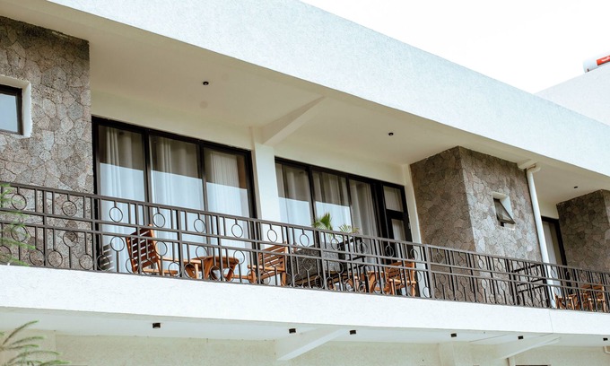 Gikondo Cama Y Desayuno | Genesis and Gilgal Residence