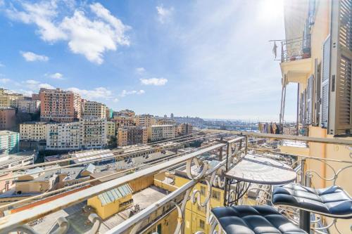 Lagaccio Apartamento | Genova La Fortuna Roomy Apt & Panoramic Balcony
