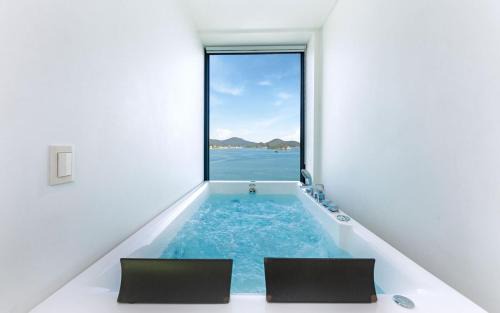Irun-myeon Casa | Geoje Marepos Pension