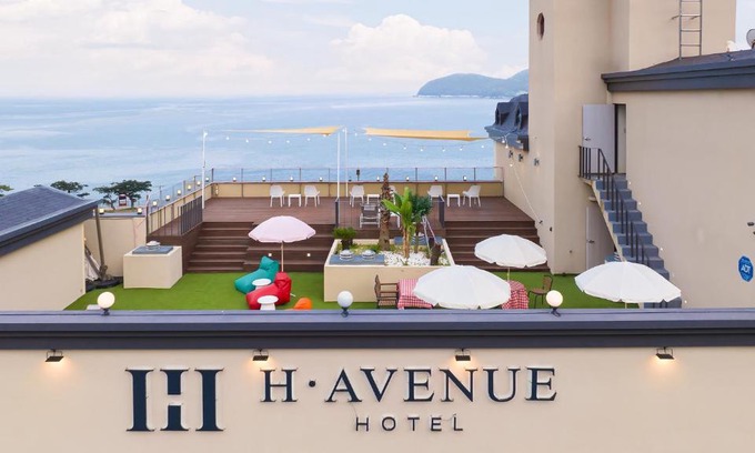 Geoje Hotel | Geoje Mongdol Beach H Avenue Hotel