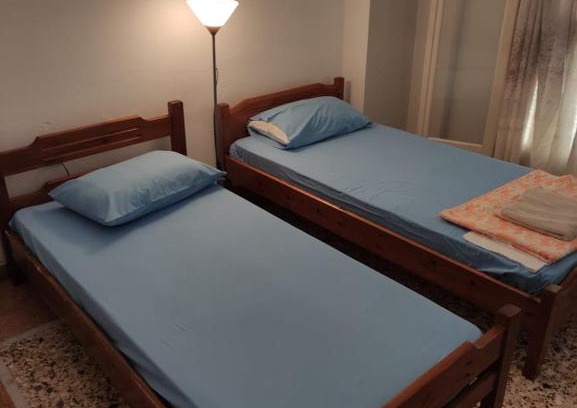 Keratsini-Drapetsona Apartamento | George's Apartment near the port of Piraeus