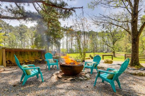 Lithonia Apartamento | Georgia Farmhouse Studio with Hiking Trail