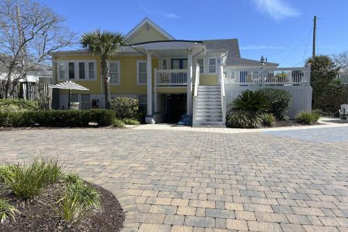Savannah Beach Apartamento | Georgianne Suite Eight