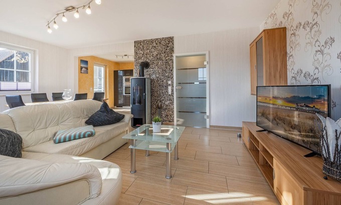 Kachlin Casa | Geräumige Ferienhaus in Ländlicher Idylle, mit Stellplatz, Terrasse, Wlan