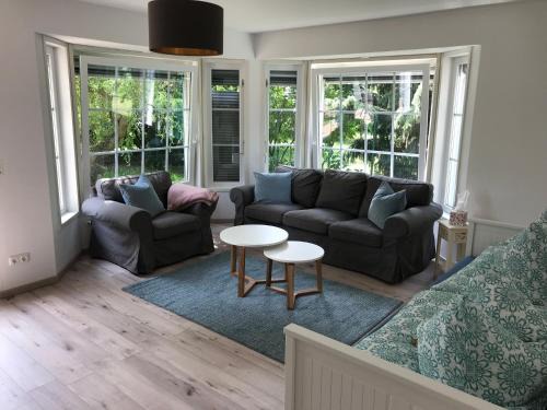 Trassenheide Apartamento | Geräumige Ferienwohnung Mit Eigener Terrasse