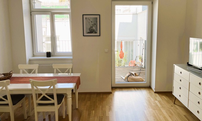 Brigittenau Apartamento | Geräumige Wohnung Nähe Augarten mit Balkon