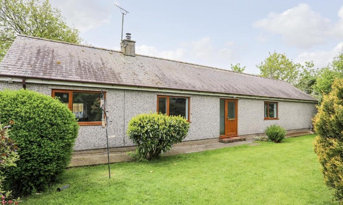 Bodffordd Casa | Ger Y Llan