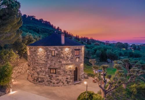 Ano Vasilikos Casa | Gerakomylos Stone House