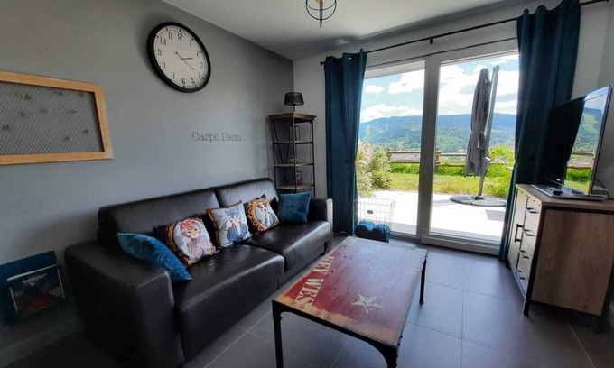 Gerardmer Apartamento | GERARDMER: 2-room apartment with view of town and ski slopes