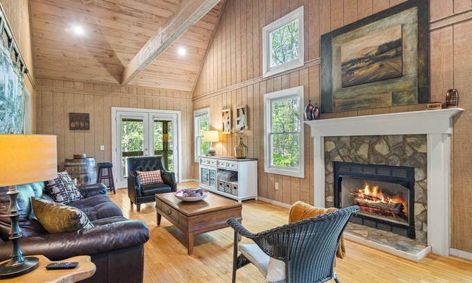 Sautee Nacoochee Cabina | German Style Chalet