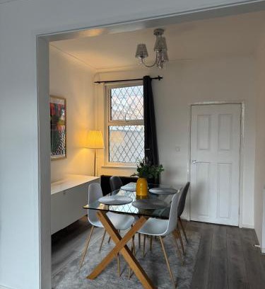 Thatto Heath Apartamento | Gertrude house