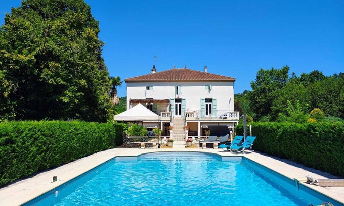 Feugarolles Apartamento | Geruime Gîte, Laat u Verrassen in de Lot-et-garonne