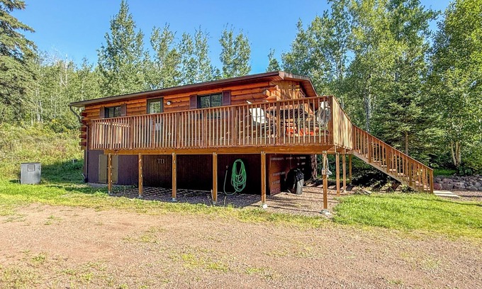 Tofte Casa | Get cozy in this quaint, cozy cottage in the woods!