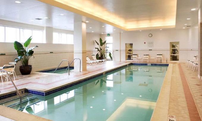 Emeryville Hotel | Get Ready for Blissful Getaway! w/ Pool, Close to Museum of Children’s Arts!