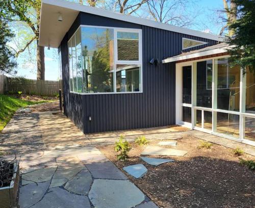 Wheaton-Glenmont Casa | Get Ready for Spring Mid-Century Modern Relaxing, Retreat